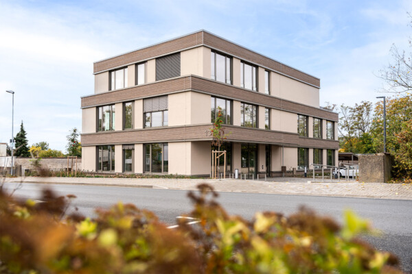 Neues Verwaltungsgebäude - Am Taubenbaum in Bad Nauheim